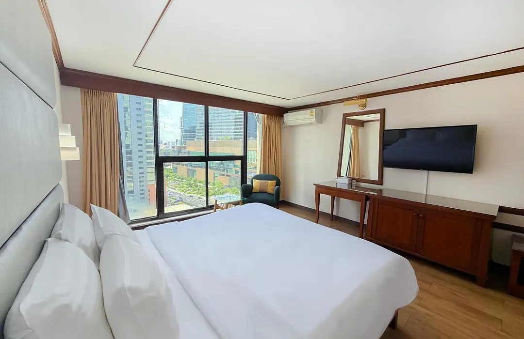 Pinnacle Lumpini Park Hotel-1